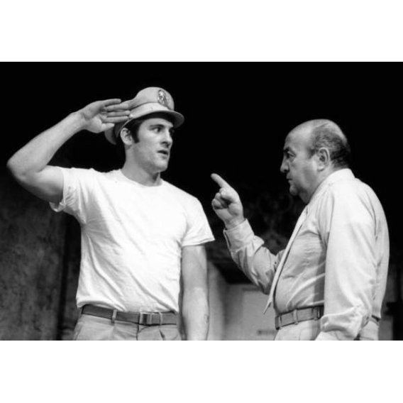 Gérard Depardieu et Bernard Blier dans Play "Galapagos", Paris, 25 septembre 1971