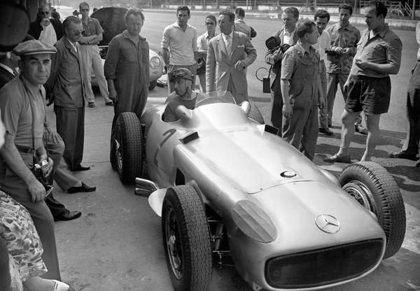 tableaux-photos - Juan Manuel Fangio - BRIDGEMAN IMAGES