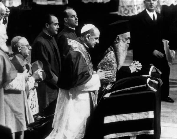 tableaux-photos - Le pape Paul VI et le patriarche Atenagora - BRIDGEMAN IMAGES