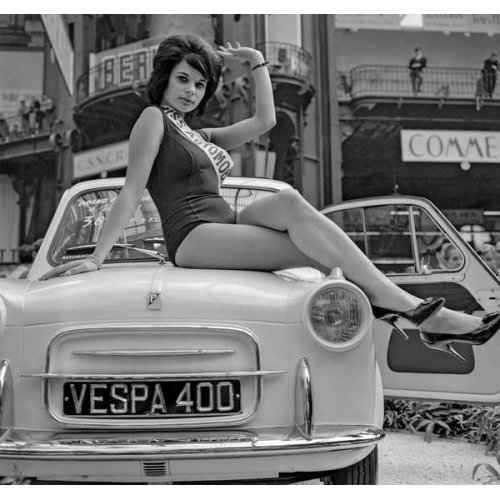 Lydiane Huet, "Miss Automobile" au Salon de l'Auto