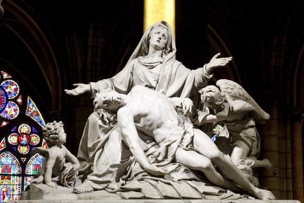 tableaux-photos - La Vierge de Pitié du sculpteur Nicolas Coustou - BRIDGEMAN IMAGES