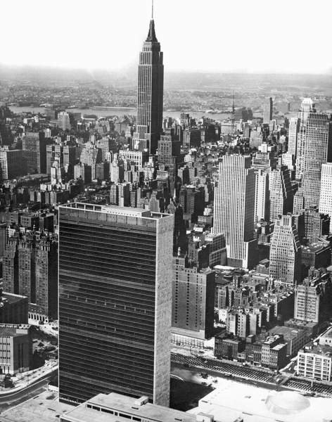 tableaux-photos - Bâtiment des Nations Unies, New York, vers 1953 - BRIDGEMAN IMAGES