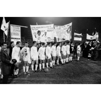 Tableaux Photos - Coupe des champions de football en 1964 Fcz Real Madrid - BRIDGEMAN IMAGES